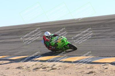 media/Nov-17-2024-CVMA (Sun) [[1fec520723]]/Race 11-Amateur Supersport Open/